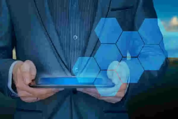 ����ɾ������Ϣ��ô�ָ������ֿ��Իָ������¼��