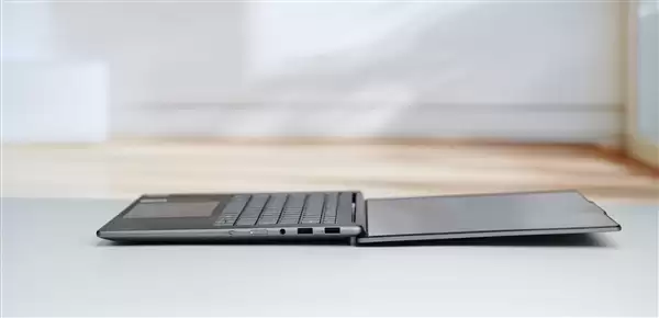 3K OLED+120Hz������YOGA Pro 14 Aura AIԪ����ͼ��