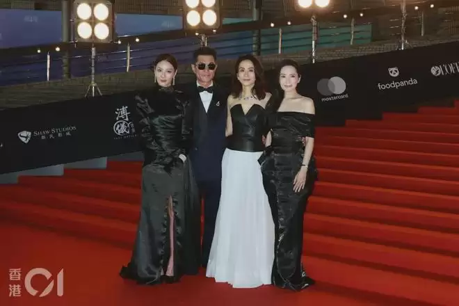 ���񪄣��W��ֵ������ӛ��ʳ�׹�,���옷��ο�U�S��ê���С��