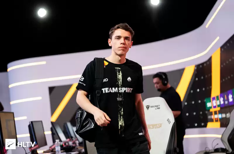 FalleNר�ã�CS2�ѻ��������� YEKINDARս���츳 Spiritʧȥzont1xΣ��