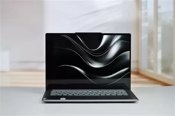3K OLED+120Hz������YOGA Pro 14 Aura AIԪ����ͼ��
