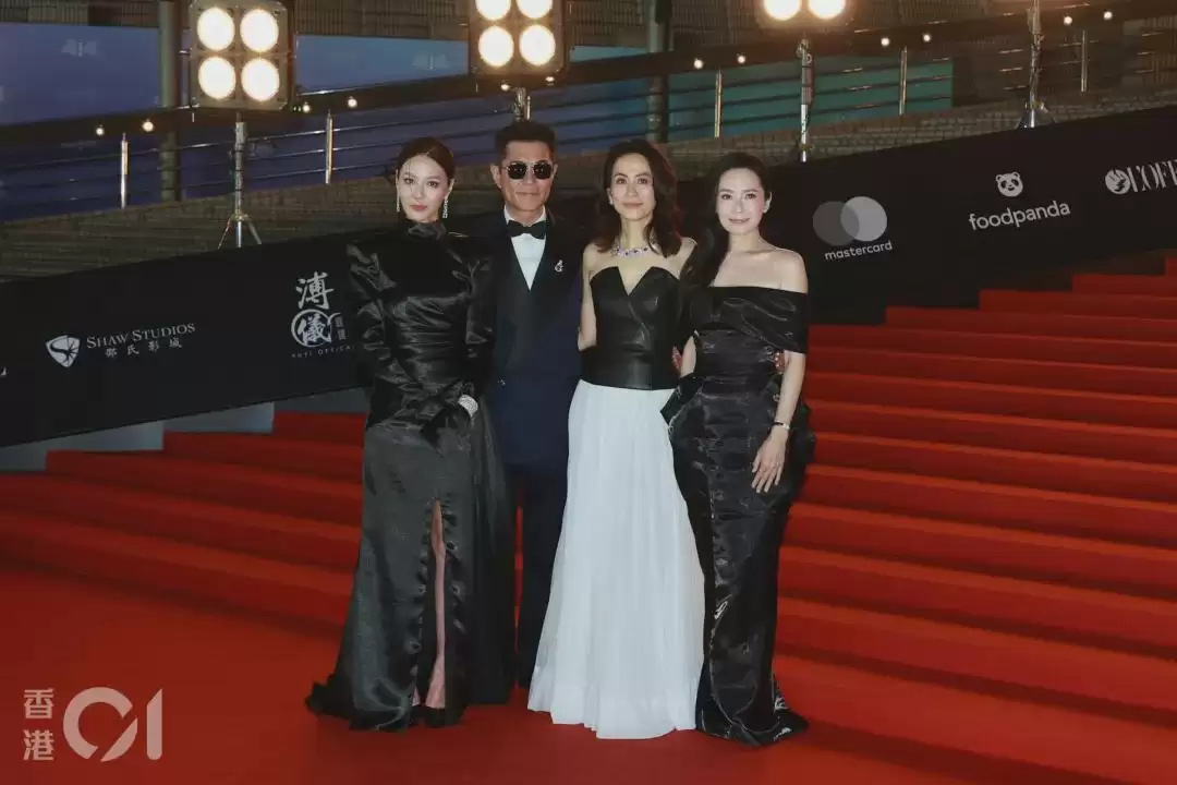 ���񪄣��W��ֵ������ӛ��ʳ�׹�,���옷��ο�U�S��ê���С��