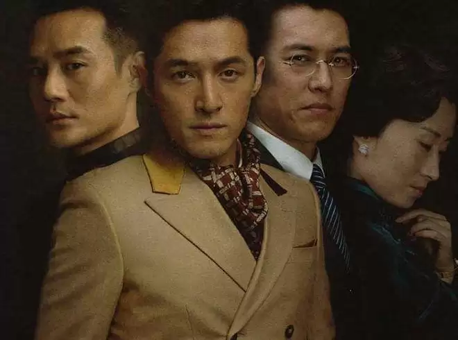 �����ݼ������6��������ǰ������Ȼ���񣬡�αװ�ߡ����������