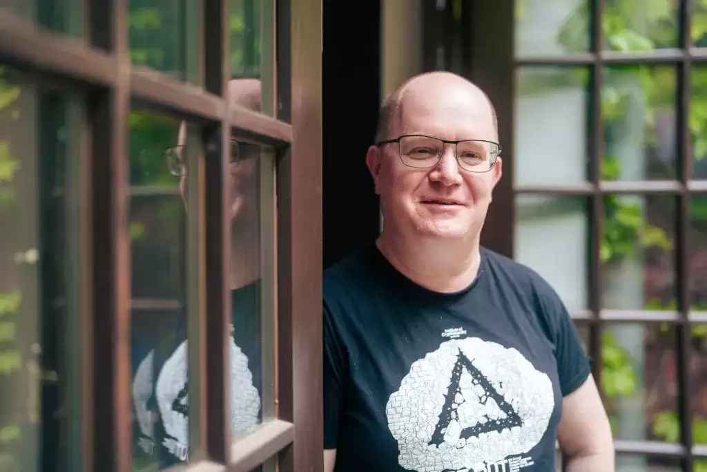 զ���ڱ��ر����