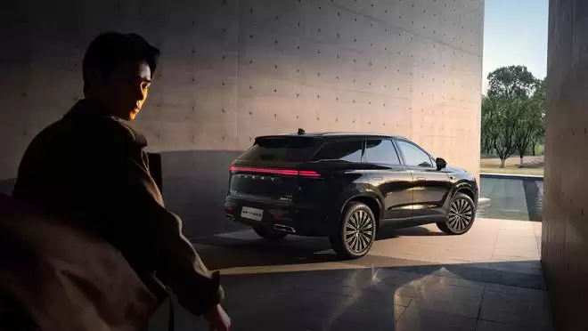 ȫ��һ���� 9���У�������Դ��Ϊ�����������ȼ���콢����Ѱ���µĴ�