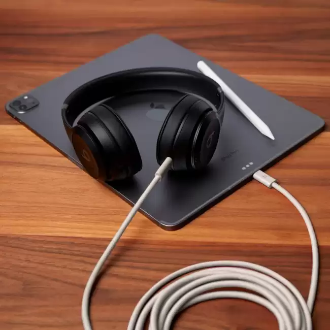 229 Ԫƻ�� Beats ���� 3 �� USB-C �� USB-C ��֯��