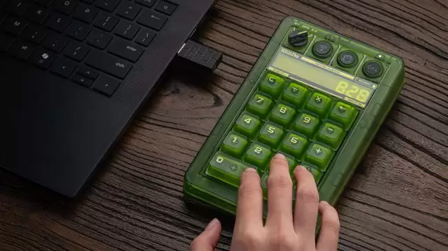 ��λ���Ƴ� Retro 18 ��е���ּ��� - Xbox �棺��͸��ɫ 209 Ԫ