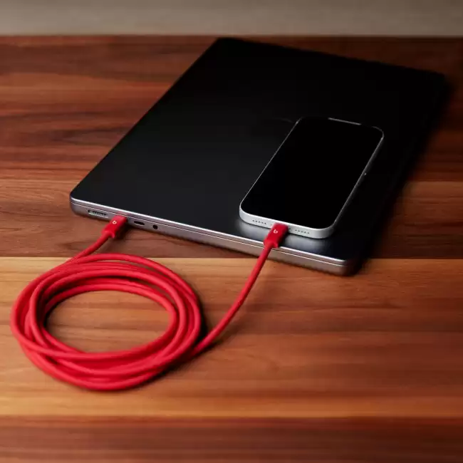 229 Ԫƻ�� Beats ���� 3 �� USB-C �� USB-C ��֯��