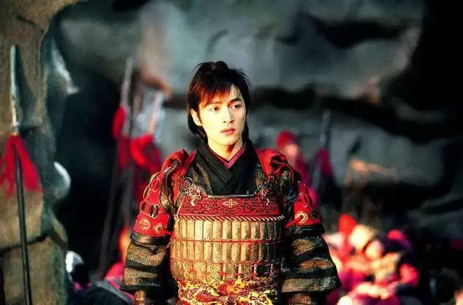 �����ݼ������6��������ǰ������Ȼ���񣬡�αװ�ߡ����������