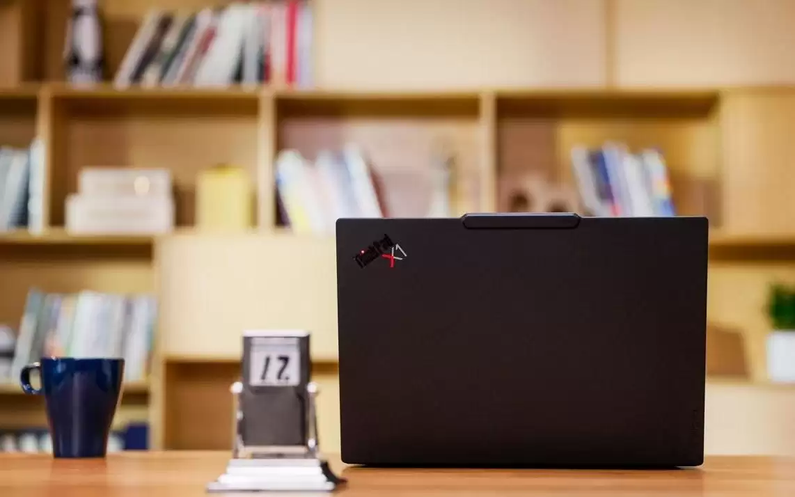 ����ThinkPad��Ʒ�뷢��X1 Carbon Aura AI 2026���Σ�����AI����