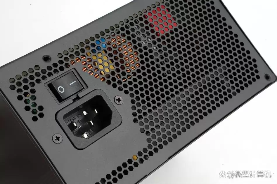 ��0.7Ԫÿ��+599Ԫ�ۼ�! ��Ƶ��ս��KN850 ATX 3.1��Դȫ�����