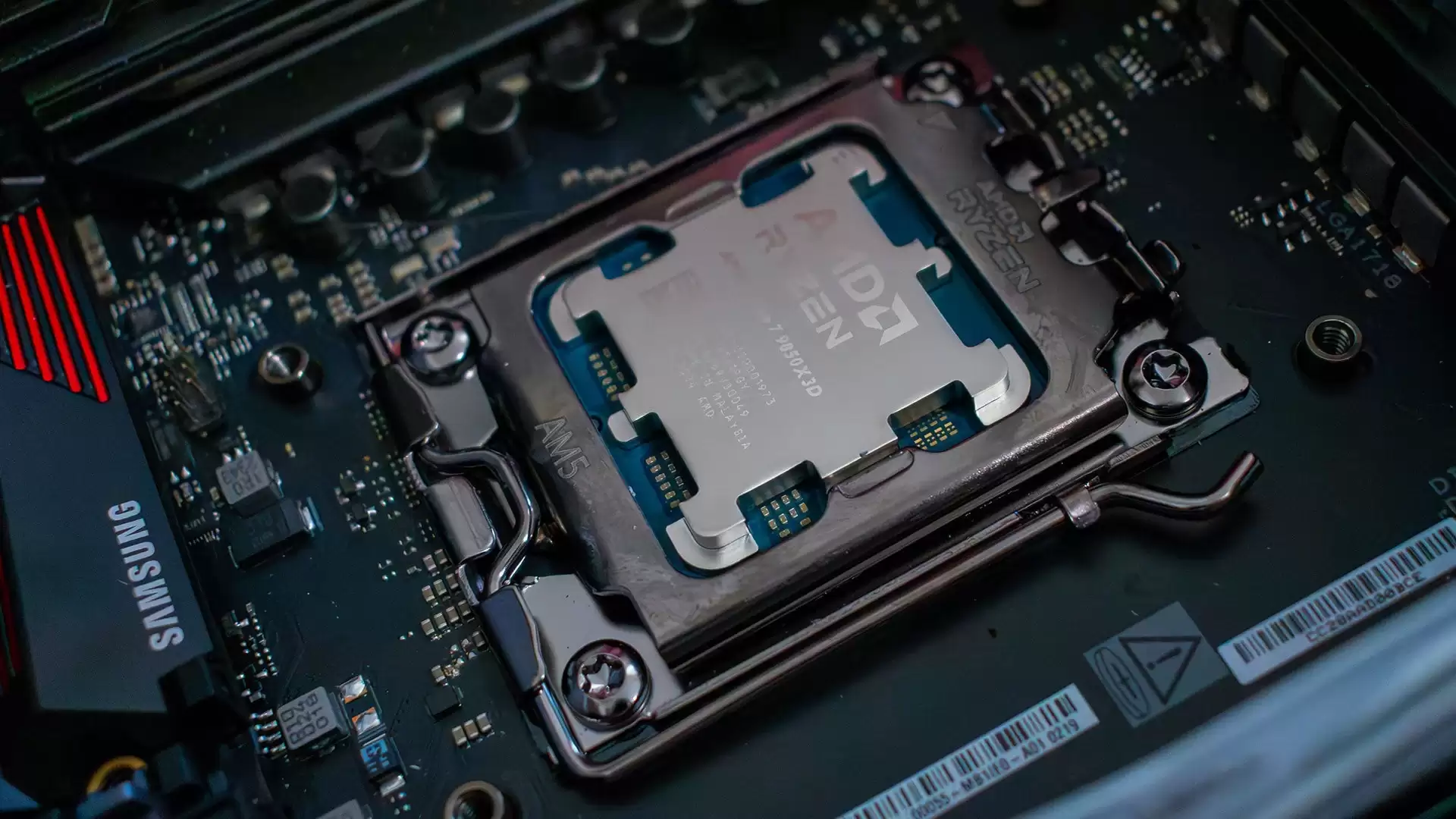 �㲻��Ҫ Ryzen 9 9950X3D2