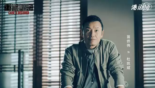 ����6�����ذ����ܡ�����񫣬����ΰһ���֣�����������컨��