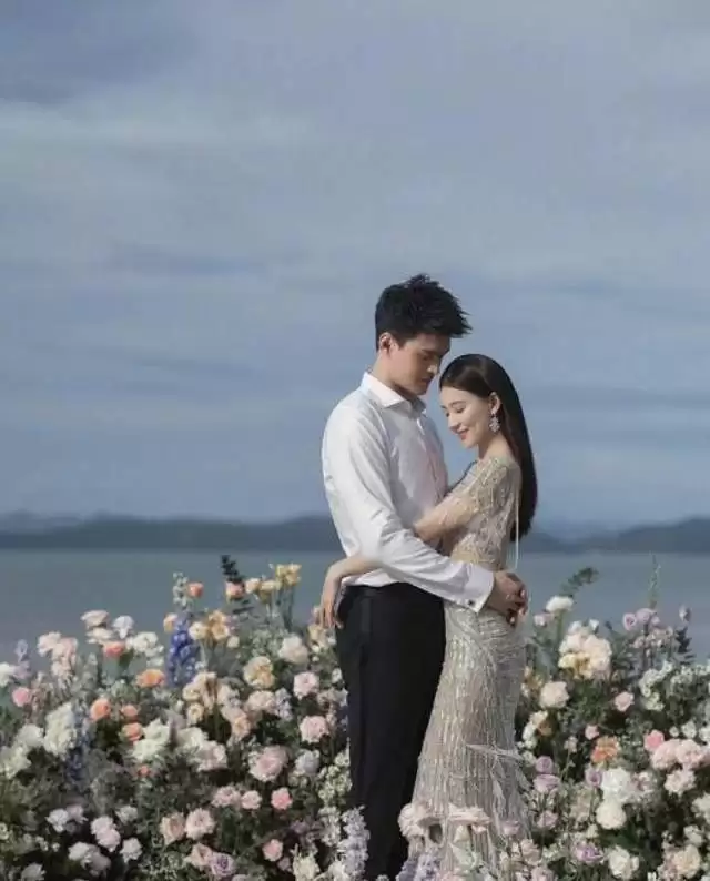 ����ѵ��ʱ���ӷ��������Կ����Ŷ���̫���£�Ů���Ѽ��干��