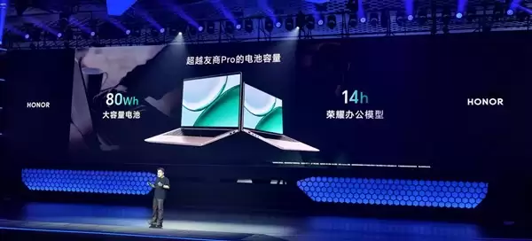 ���ܡ�����ȫ�泬ԽPro����Ʒ����ҫX Plus�ʼǱ�����80Wh����