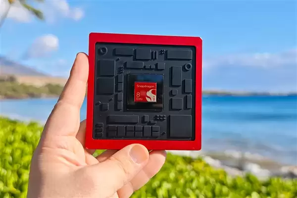 ʷ�ϵ������С���콢���ˣ�С��17 Max�������ࣺȫ�ܴ����콢