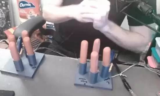 ������ҿ���Ū�����ȳ�������Ϸ���ֶ���ζ����