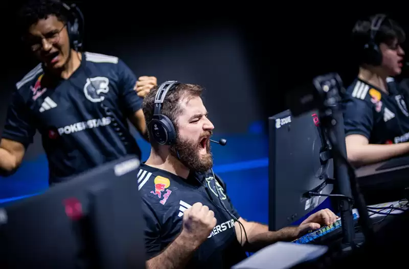 FalleNר�ã�FURIAս�ӳ��ѹ���µ��ɱ䣡�Ӿѻ�ָ�ӵ���ǹ�ֵ�CSGO���ĵڶ���