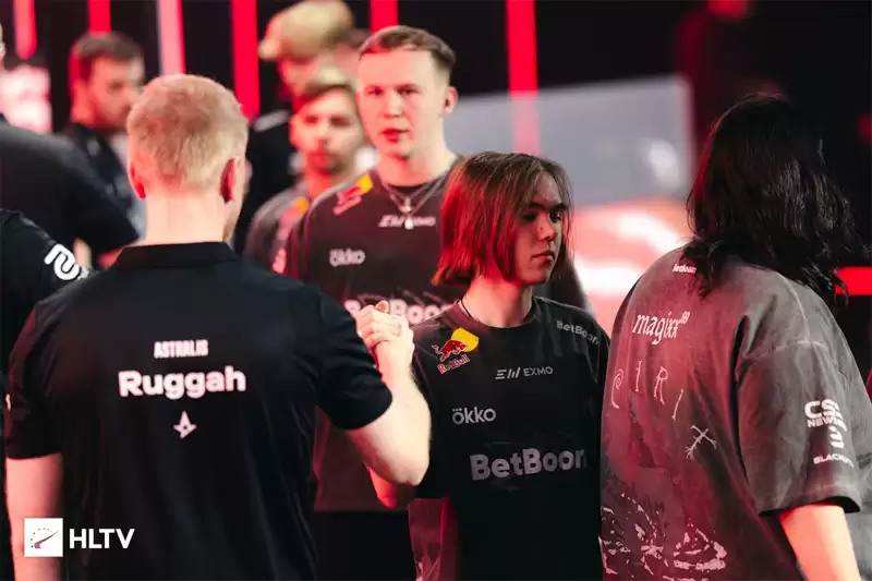 Magixx��̸��Spirit��Astralis����̬���ˣ�phzyֻ�ǽ��ң�̸ָ����ս�����ѵ�������