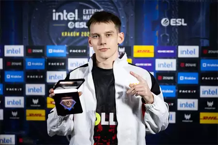 FaZe��ǹ��frozenר��̹�Զ���ھ��ĸ�Դ��ʵ�����ڣ�ֻ�ǿ粻���ǵ���