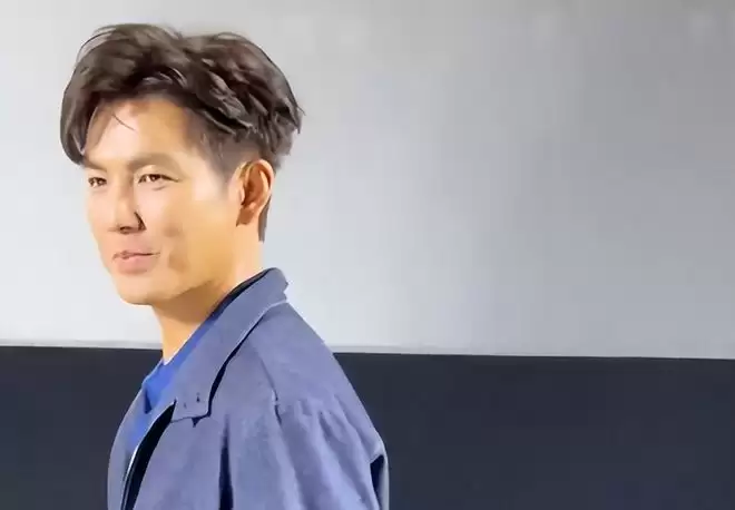 ������͡��������죬42���캣�����׽�Ӳë�״֣������Ӻ���Ӯ��