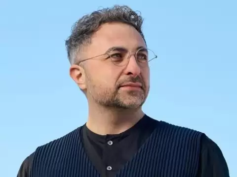 ΢�����ٴ������м�� AI ģ�ͣ�Ŀ������߱����Ƚ�ͼ�ġ���Ƶ��������