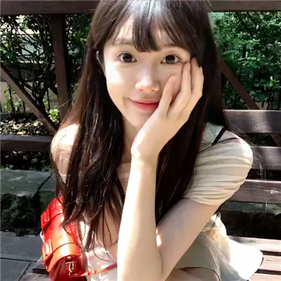 ���ó���Ӣ������Ů����ѡ100��
