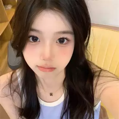 �߸�����Ů������Ӣ�İ澫ѡ100��