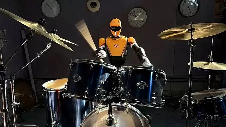 ������ѧ�Ƴ�ȫ�����Ȼ����ˣ�����ǿ������������ǰ����