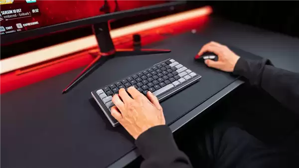 Cherry XTRFY K63W Pro �ȶ�8000Hz��ѯ�� ���2.4Gӵ������ѯ�ʽ���