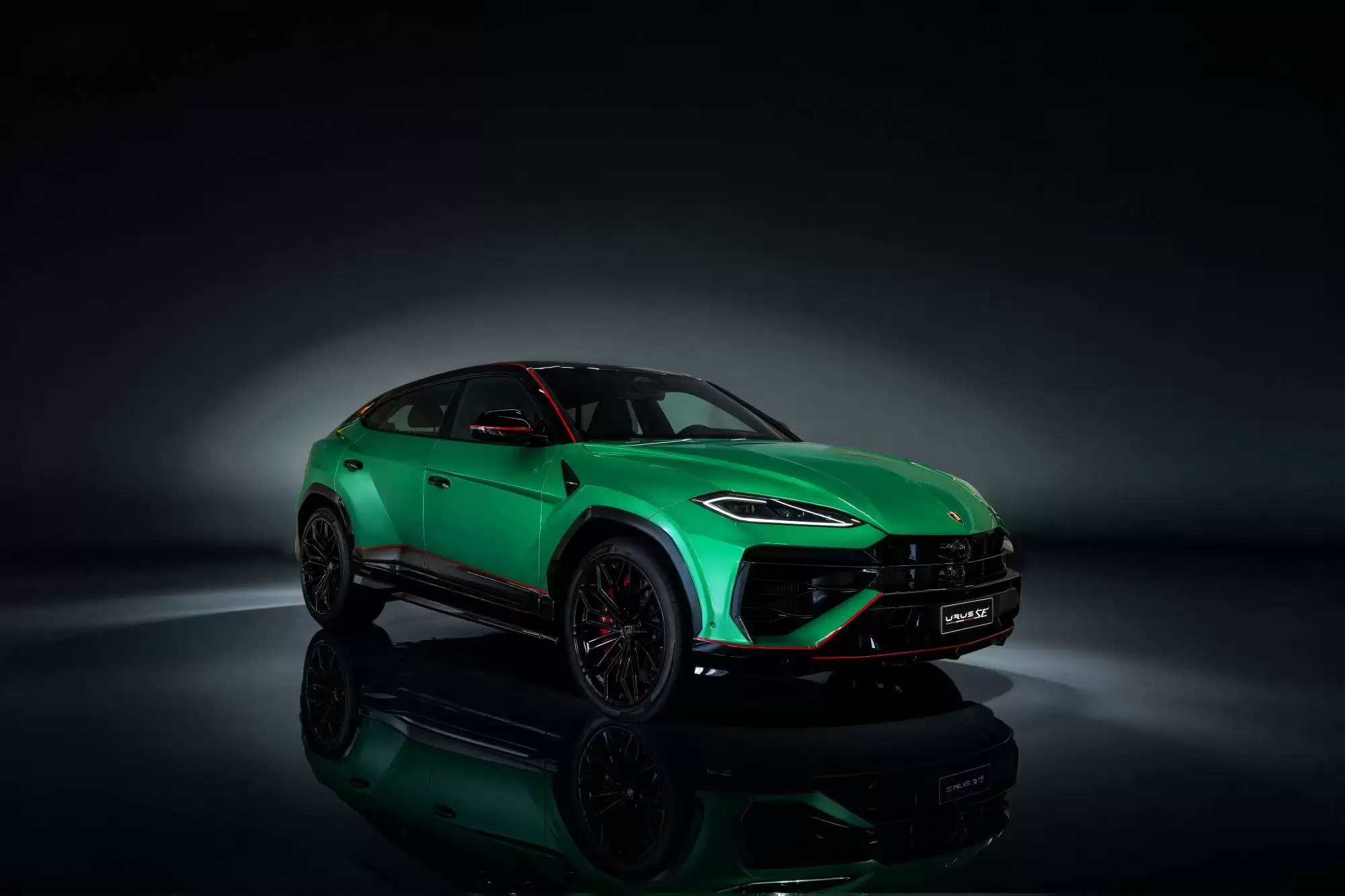 ��������Urus SE Tettonero�����춯�棺������ר��ɫ��